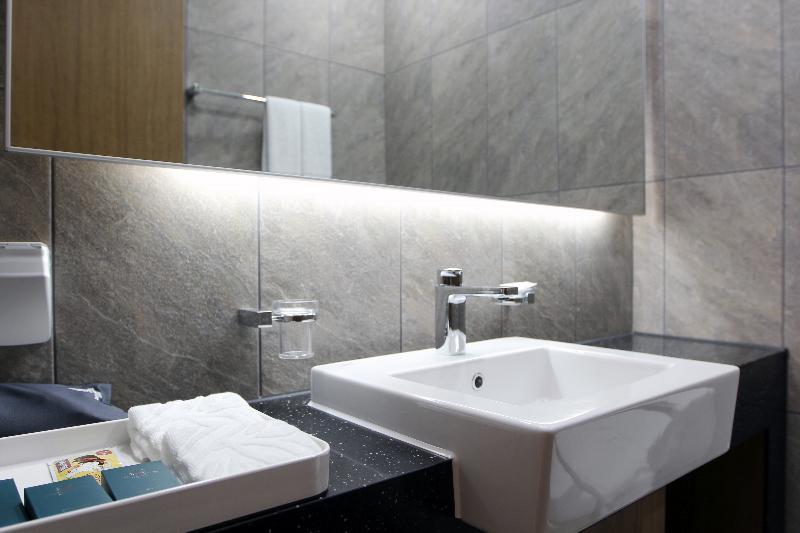Western Grace Hotel Incheon Buitenkant foto