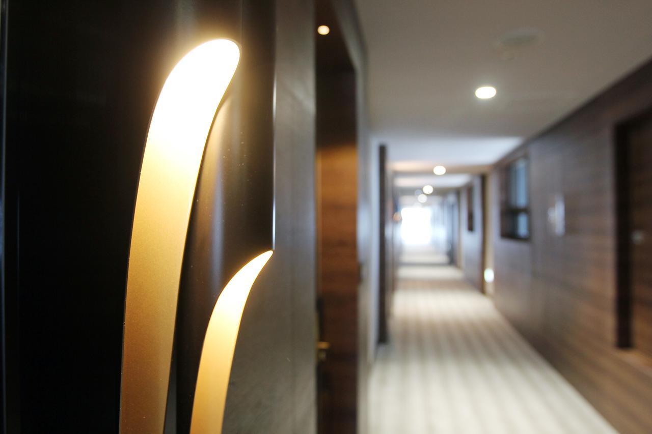 Western Grace Hotel Incheon Buitenkant foto
